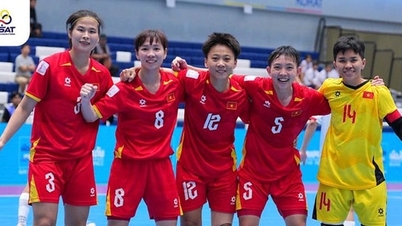 Het Vietnamese damesfutsalteam komt van een achterstand terug en wint met 5-2 van Myanmar.