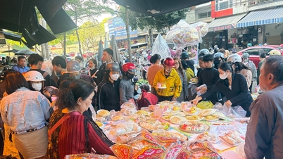 Hari Dewa Kekayaan: Awal dari iman untuk tahun yang makmur.