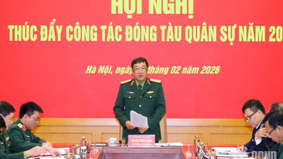 Général Pham Hoai Nam : Poursuivre les recherches, la conception et la construction de nouveaux navires militaires.