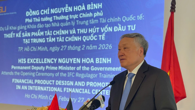 The Deputy Prime Minister emphasized the role of human resources in international financial centers.