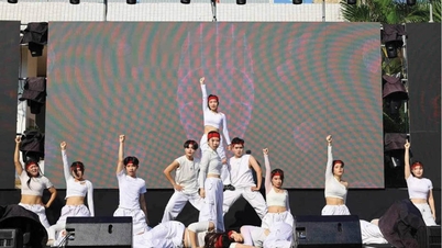 Die Tanzbewegungen der Aedus Crew