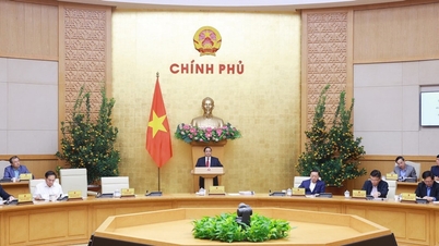 Premier Pham Minh Chinh: Minimaliseer administratieve procedures en verminder de overlast voor burgers en bedrijven.