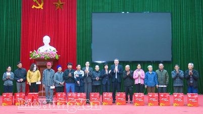 Hung Yen Newspaper and Radio & Television Station: Donated over 100 gifts to child patients, people with disabilities, and people in difficult circumstances.