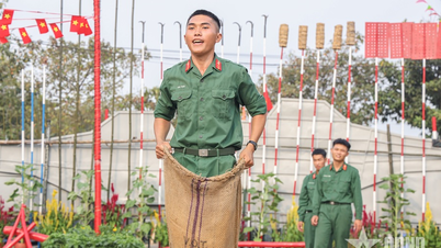 Tet holiday for soldiers in the South.