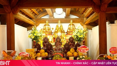 ពិធីបួងសួងដ៏ឧឡារិកមួយត្រូវបានធ្វើឡើងនៅវត្តទ្រឿងនិញ។