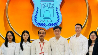 «Spesielle» gaver til studenter ved Hanoi Medical University den 27. februar.