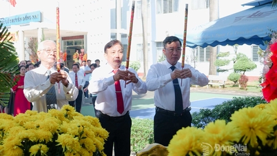 Celebrando el Día de la Medicina Tradicional y conmemorando el 235 aniversario de la muerte del gran médico Hai Thuong Lan Ong.
