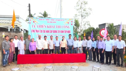Commune de Long Binh : Début des travaux du projet de « Rénovation et de modernisation de la route d'approvisionnement en eau du canal ouest ».