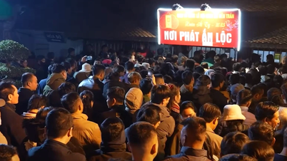 [Відео] Зміни в часі розповсюдження печаток у храмі Тран навесні року Коня 2026