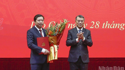 Tovarășul Duong Quoc Huy deține funcția de secretar al Comitetului de Partid din Provincia Lao Cai.