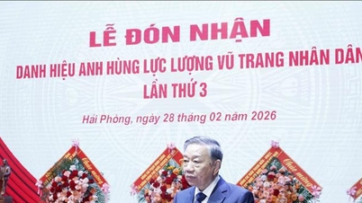 Marina Populară din Vietnam continuă să-și mențină tradițiile glorioase, îndeplinind cu succes sarcinile care i-au fost încredințate și trăind la înălțimea încrederii și afecțiunii Partidului, Statului și Poporului.
