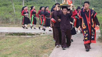 The Cao Lan people's "Going Down to the Fields" festival has been recognized as a national cultural heritage.