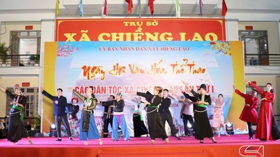 រាត្រីផ្លាស់ប្ដូរវប្បធម៌ និងការសម្តែងសម្លៀកបំពាក់ប្រពៃណីនៅឃុំឈីងឡាវ។