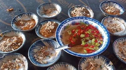 Τα Banh beo (ατμισμένα ρυζογκοφρέτες) βρίσκονται στο επίκεντρο...