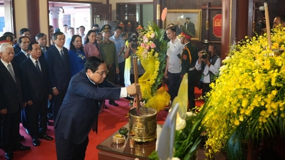Başbakan Pham Minh Chinh: Başbakan Pham Van Dong'un mirasını saygıyla devralıp geliştirmek.
