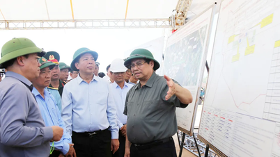 Premier Pham Minh Chinh: Luchthaven Phu Cat zal worden overgedragen aan de provincie Gia Lai voor beheer.