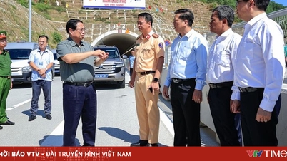 El Primer Ministro inspecciona proyectos de carreteras y aeropuertos en las provincias de Quang Ngai y Gia Lai.