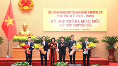 Comrade Nguyen Van Hien holds the position of Member of the Hanoi City People's Committee for the term 2021 - 2026.