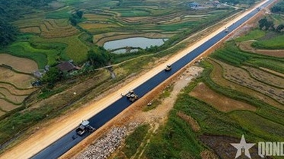 Byggnationen av motorvägen Dong Dang - Tra Linh accelererar.