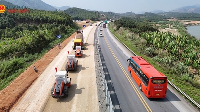 O gigantesco projeto de construção para expandir a rodovia expressa Noi Bai – Lao Cai custa quase 7,7 trilhões de VND.