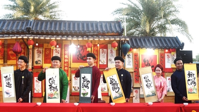 Opening of the calligraphy street "Ha Tien Ten Scenic Views"