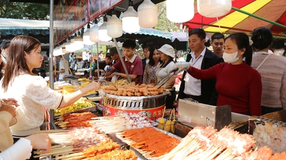 Verificarea originii și a procesării alimentelor la festival.