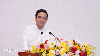 Ho Chi Minh City: Kandydaci zobowiązują się do utrzymywania bieżących kontaktów z wyborcami.
