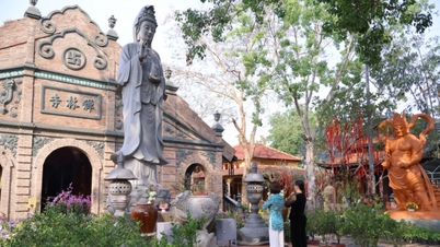 ការទៅទស្សនាវត្តអារាម - ប្រពៃណីដ៏ស្រស់ស្អាតមួយដែលបង្កប់នូវអារម្មណ៍របស់ប្រជាជនវៀតណាម។