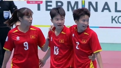Vietnam kadın futsal takımı, Endonezya'yı yenerek Güneydoğu Asya Oyunları'nda bronz madalya kazandı.