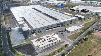 Завод вартістю 100 мільйонів доларів щойно розпочав роботу.