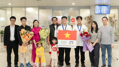 Sebuah kelas khusus dari Hanoi memenangi Pingat Perak berganda di Olimpik Kecerdasan Buatan 2026.