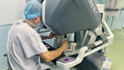 Pentru prima dată, Vietnamul aplică tratamentul robotic la cazuri rare izolate de boli pulmonare.