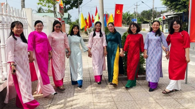 Mulheres da comuna de Long Binh participam com entusiasmo da "Semana do Ao Dai" em 2026.