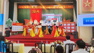 Dai Phuc beldesi, seçimler hakkında farkındalığı artırmak amacıyla bir yarışma düzenledi.