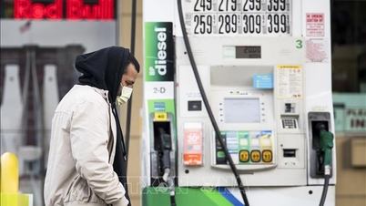 Conflit au Moyen-Orient et impact économique : les prix de l’essence aux États-Unis atteignent leur plus haut niveau en trois mois.