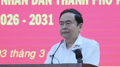 Ketua Majelis Nasional Tran Thanh Man: Inovasi dalam pemikiran hukum, menghilangkan hambatan terhadap pembangunan.