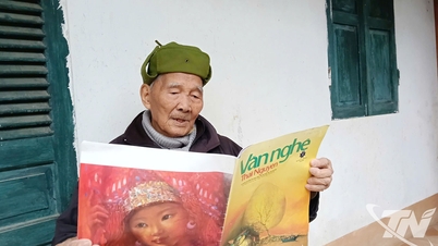 Dichter Nong Viet Toai - de ziel van het Tay-volk op de top van Phja Bjooc