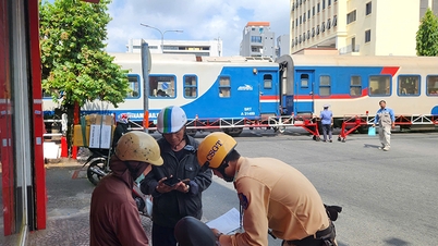 Ho Chi Minh Şehri: Demiryolu geçitlerinde birçok kural ihlali cezalandırıldı.