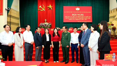 General Le Duc Thai deltog i mötet med väljarna i Thanh Hoa.