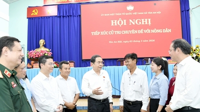 チャン・タン・マン国会議長はホーチミン市で有権者や農民とのテーマ別会合に出席した。