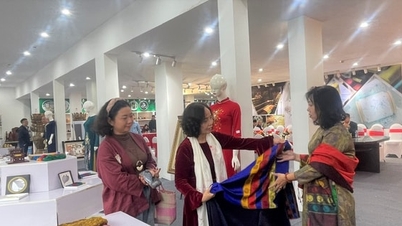 하노이 전통 공예 마을 제품의 무역 연결: