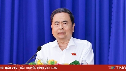 Chủ tịch Quốc hội dự Hội nghị tiếp xúc cử tri với người ứng cử đại biểu Quốc hội tại TP Hồ Chí Minh