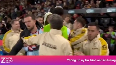 Henderson tappade oväntat kontrollen över sitt beteende efter matchen.