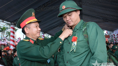 PEMBARUAN: Upacara pendaftaran militer 2026