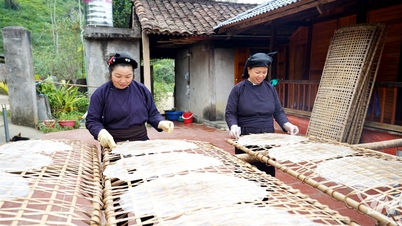 A Bản Cào-i kézzel készített üvegtészta egyedi jellemzői.