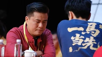 Chess player Lai Ly Huynh interacts online with readers of Tuoi Tre newspaper.