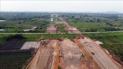 Het Volkscomité van Hanoi is de beheersinstantie voor het project dat Ringweg 4 met Ringweg 5 verbindt.
