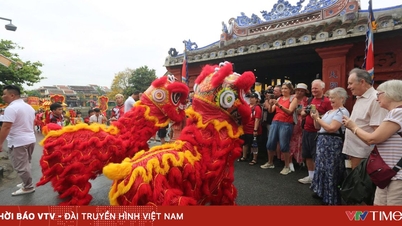 Hoi An inaugura el Festival de los Faroles, atrayendo turistas a la región de turismo patrimonial.