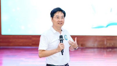 교수이자 박사, 그리고 내과의사인 트란 디엡 투안의 기지 R에서 국회까지의 여정.