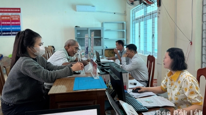 कार्मिक प्रबंधन एक नए दृष्टिकोण की ओर बढ़ रहा है।